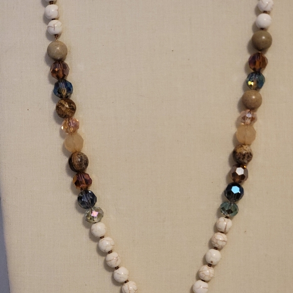 Howlite and Glass Fauceted Bead with Fabric Tassel Pendant Necklace - Picture 5 of 8